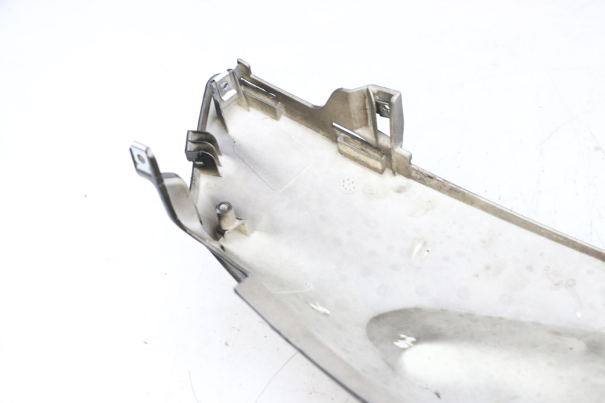 photo de PRAWY TYLNY BOK JM MOTORS SANTANA 50 (2014 - 2023) - Zoom stanu zużycia