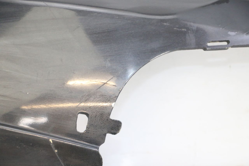 photo de PRAWY TYLNY BOK PEUGEOT SATELIS COMPRESSOR K15 125 (2006 - 2009) - Widok z bliska