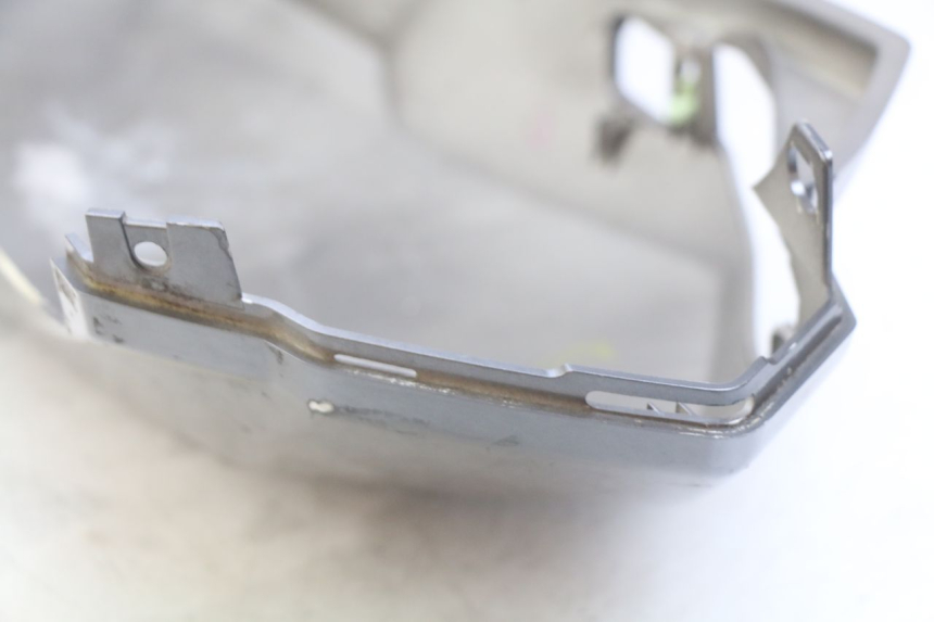 photo de PRAWY TYLNY BOK PEUGEOT SATELIS 125 (2010 - 2012) - Zoom stanu zużycia