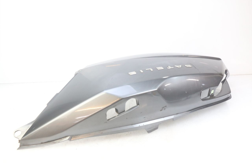 photo de PRAWY TYLNY BOK PEUGEOT SATELIS 125 (2010 - 2012) - Widok ogólny