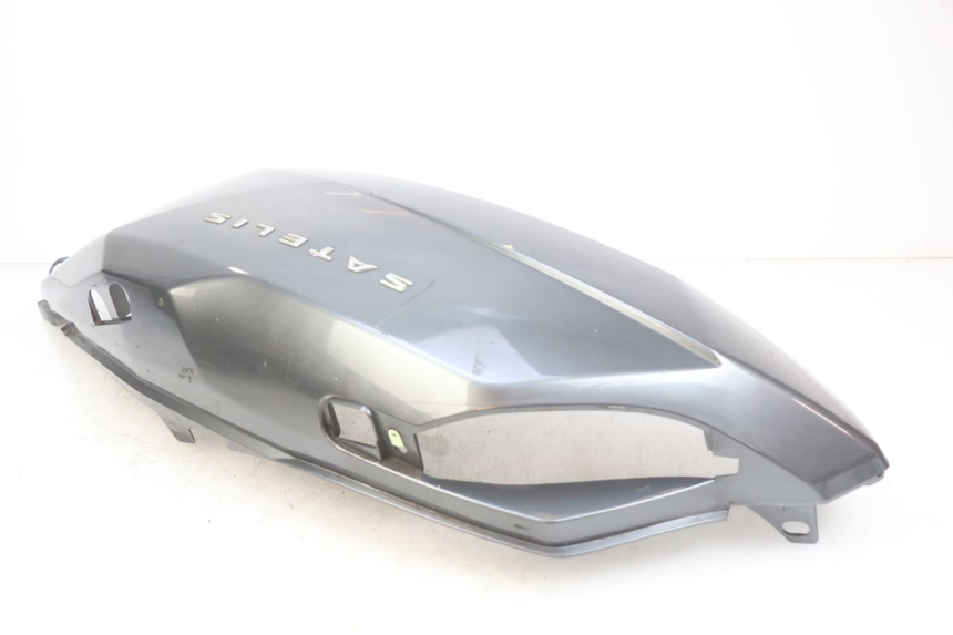 photo de PRAWY TYLNY BOK PEUGEOT SATELIS 125 (2010 - 2012) - Punkty mocowania