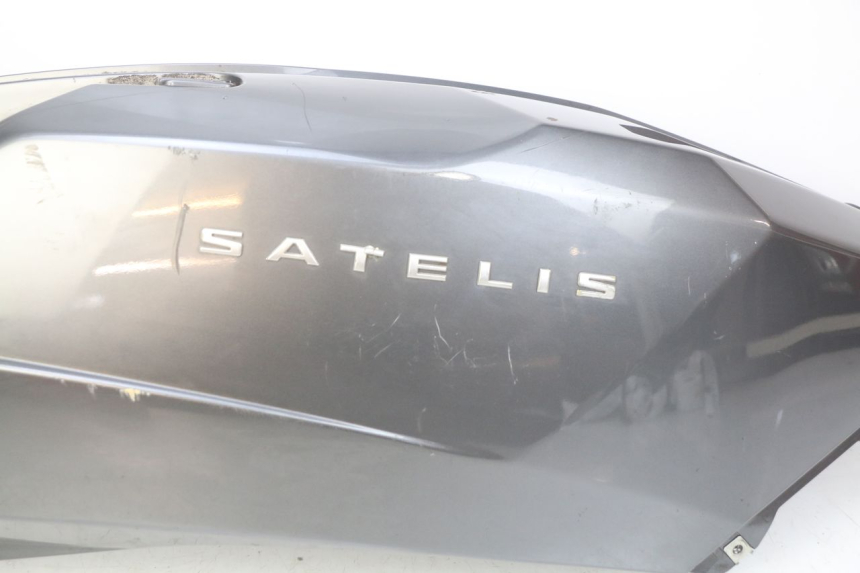 photo de PRAWY TYLNY BOK PEUGEOT SATELIS 125 (2010 - 2012) - Część sprawdzona