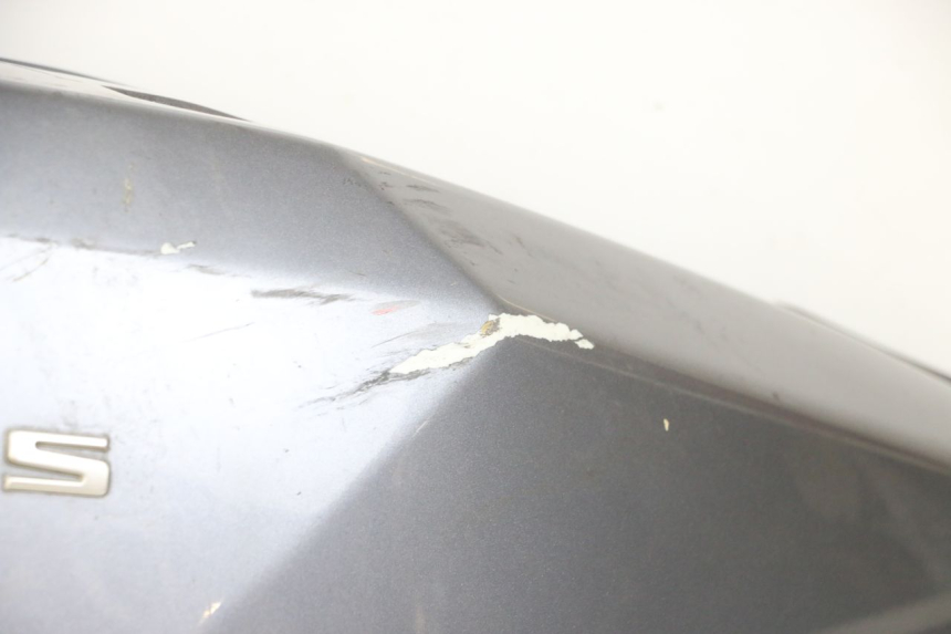 photo de PRAWY TYLNY BOK PEUGEOT SATELIS 125 (2006 - 2009) - Oznaczenia i referencje