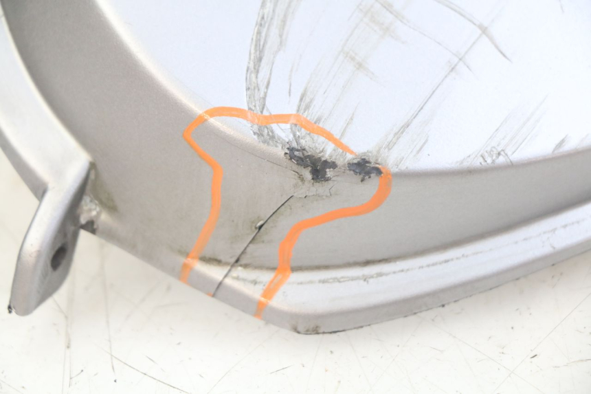 photo de PRAWY TYLNY BOK APRILIA SCARABEO LIGHT 125 (2007 - 2011) - Oznaczenia i referencje