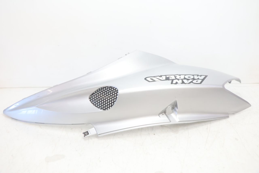 photo de PRAWA TYLNA STRONA FYM SCOOTERONE 125 (2006 - 2008) - Stan powierzchni
