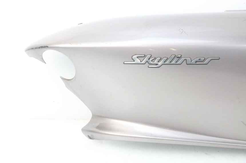 photo de PRAWY TYLNY BOK MBK SKYLINER 125 (2004 - 2007) - Szczegóły charakterystyczne