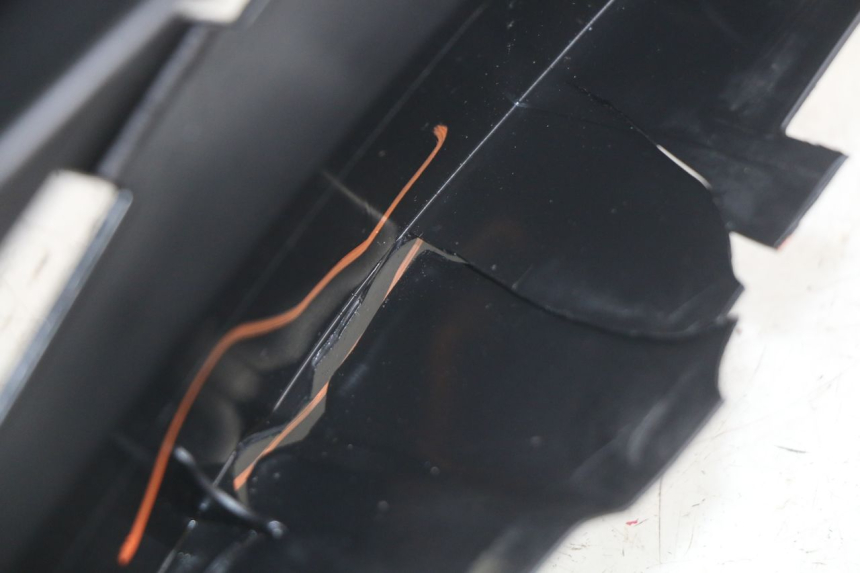 photo de PRAWY TYLNY BOK SHERCO SM-R 50 (2018 - 2021) - Szczegół części