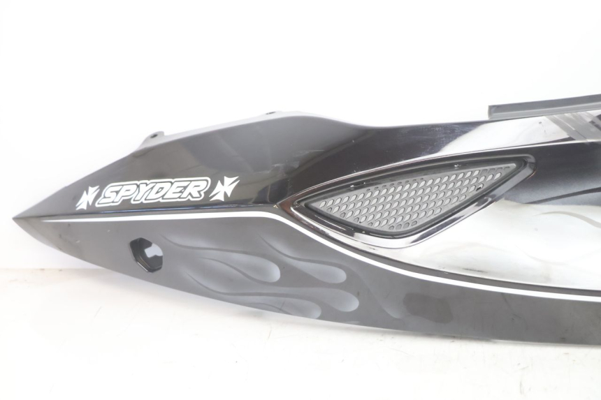 photo de PRAWY TYLNY BOK CAN-AM SPYDER RS 1000 (2008 - 2012) - Szczegół części