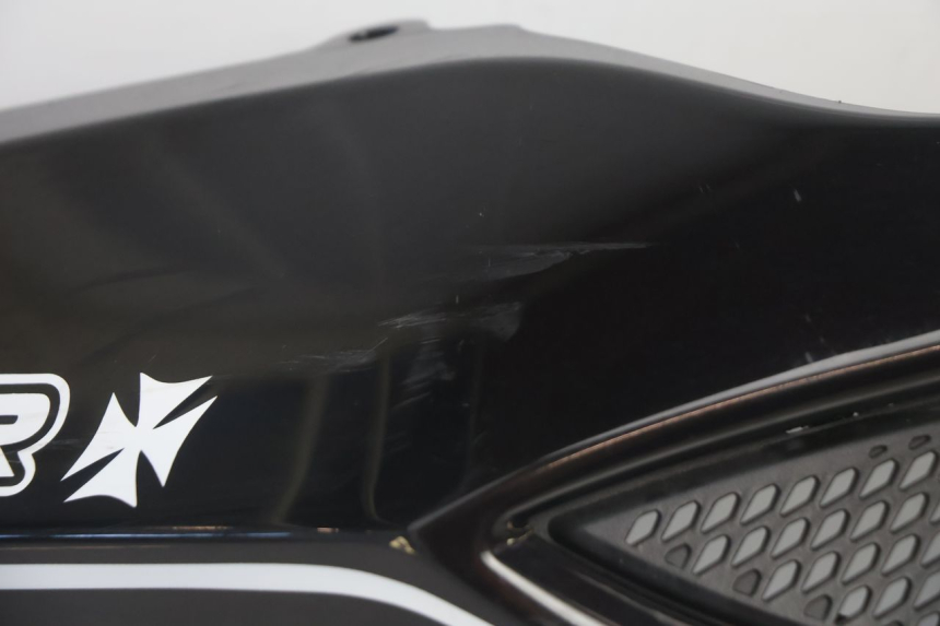 photo de PRAWY TYLNY BOK CAN-AM SPYDER RS 1000 (2008 - 2012) - Zoom stanu zużycia