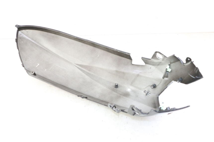 photo de PRAWY TYLNY BOK PEUGEOT STREETZONE I NAKED 2T 50 (2018 - 2020) - Zbliżenie techniczne