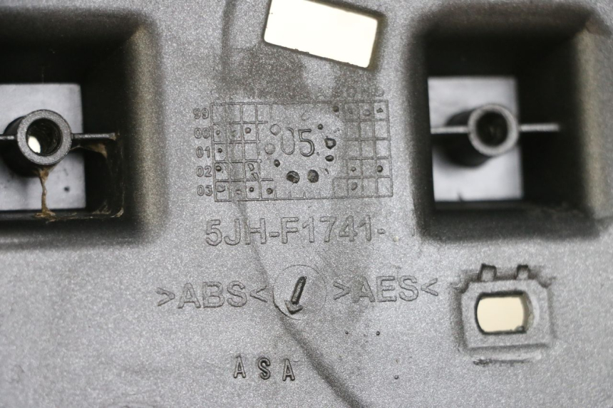 photo de PRAWY TYLNY BOK MBK STUNT NAKED 50 (2004 - 2018) - Szczegół części