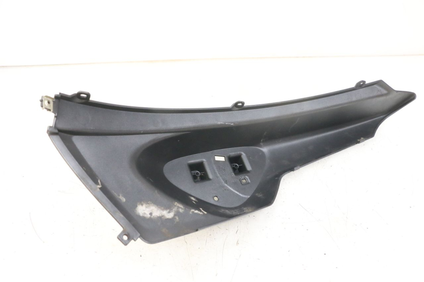 photo de PRAWY TYLNY BOK MBK STUNT NAKED 50 (2004 - 2018) - Zoom stanu zużycia