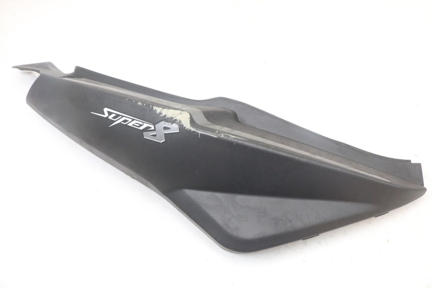 photo de PRAWY TYLNY BOK KYMCO SUPER 8 4T 50 (2018 - 2020) - Szczegół części