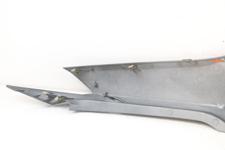 photo de PRAWY TYLNY BOK KYMCO SUPER 8 4T 50 (2018 - 2020) - Punkty mocowania