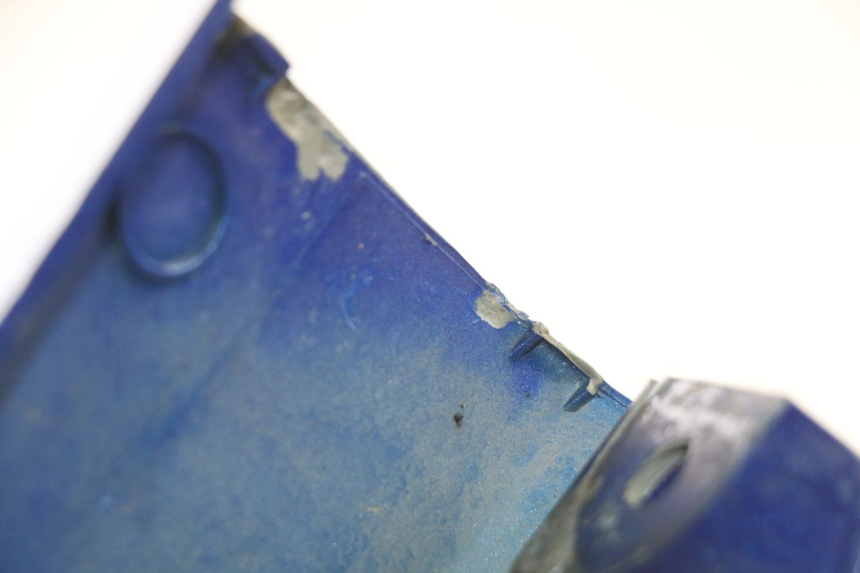 photo de PRAWY TYLNY BOK PEUGEOT SV 50 (1992 - 2004) - Szczegół części