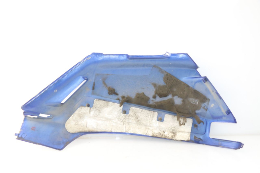 photo de PRAWY TYLNY BOK PEUGEOT SV 80 (1993 - 1997) - Inny kąt widzenia