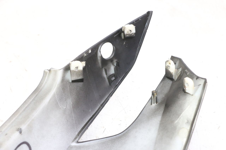 photo de PRAWY TYLNY BOK TNT MOTOR BOSTON 4T 50 (2018 - 2025) - Punkty mocowania