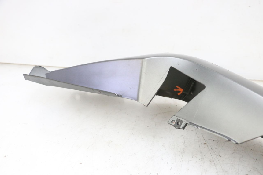 photo de PRAWY TYLNY BOK YAMAHA TRICITY 300 (2020 - 2024) - Oznaczenia i referencje