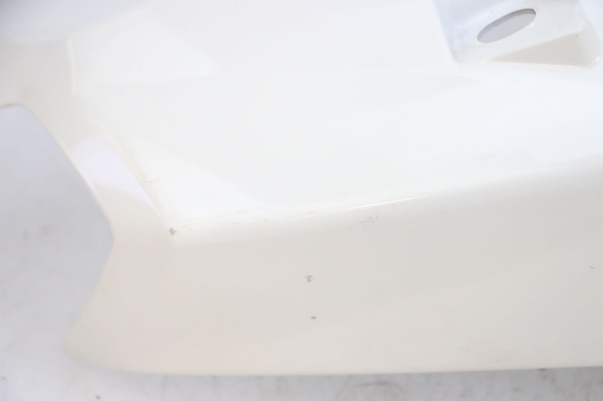 photo de PRAWY TYLNY BOK PEUGEOT TWEET PRO EFI 4T 50 (2021 - 2022) - Widok z bliska