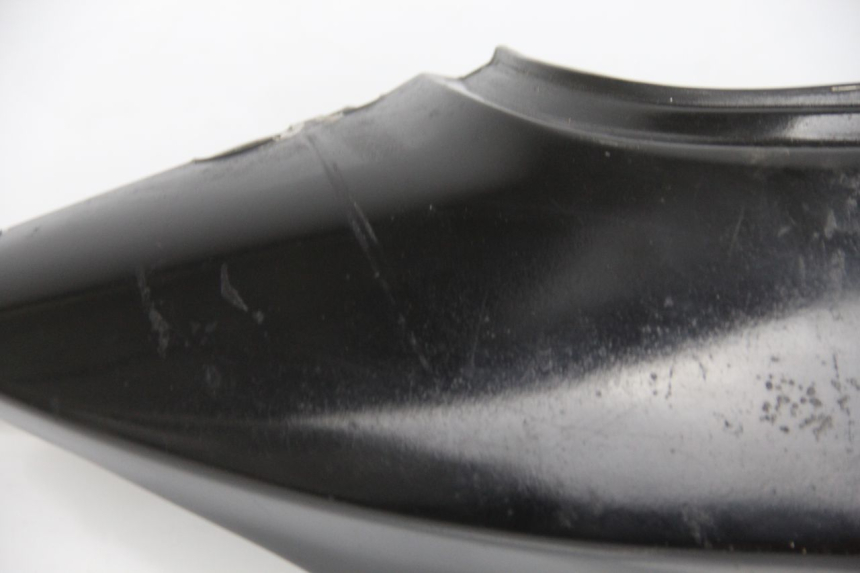 photo de PRAWY TYLNY BOK SUZUKI UC EPICURO 125 (1999 - 2003) - Szczegół części