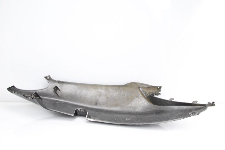 photo de PRAWY TYLNY BOK SUZUKI UC EPICURO 125 (1999 - 2003) - Inny kąt widzenia