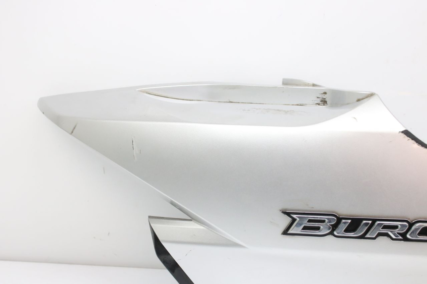 photo de PRAWY TYLNY BOK SUZUKI UH BURGMAN 125 (2002 - 2006) - Stan powierzchni