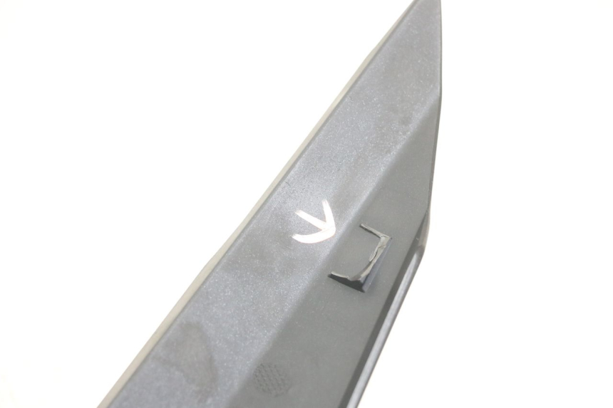 photo de PRAWY TYLNY BOK KAWASAKI VERSYS ABS 650 (2015 - 2018) - Zoom stanu zużycia