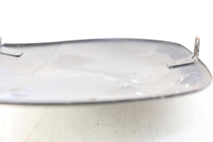 photo de PRAWY TYLNY BOK PIAGGIO VESPA PK FL 2T 50 (1990 - 1996) - Zoom stanu zużycia