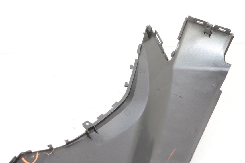 photo de PRAWY TYLNY BOK MBK WAAP 125 (2008 - 2013) - Szczegół części