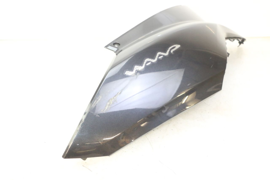 photo de PRAWY TYLNY BOK MBK WAAP 125 (2008 - 2013) - Widok z bliska