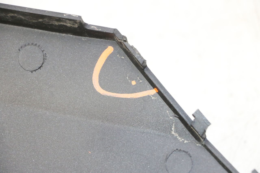 photo de PRAWY TYLNY BOK MBK WAAP 125 (2008 - 2013) - Zoom stanu zużycia