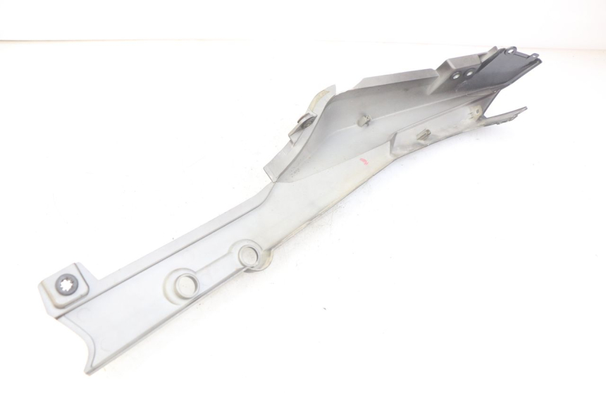 photo de PRAWY TYLNY BOK SYM WOLF SB 125 (2011 - 2018) - Stan powierzchni