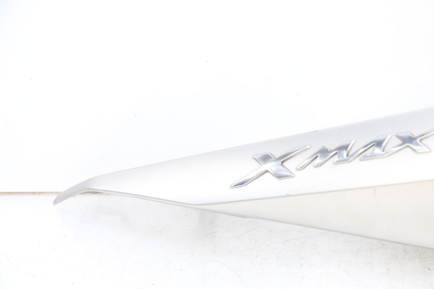 photo de PRAWY TYLNY BOK YAMAHA XMAX X-MAX ABS 125 (2017 - 2020) - Stan powierzchni