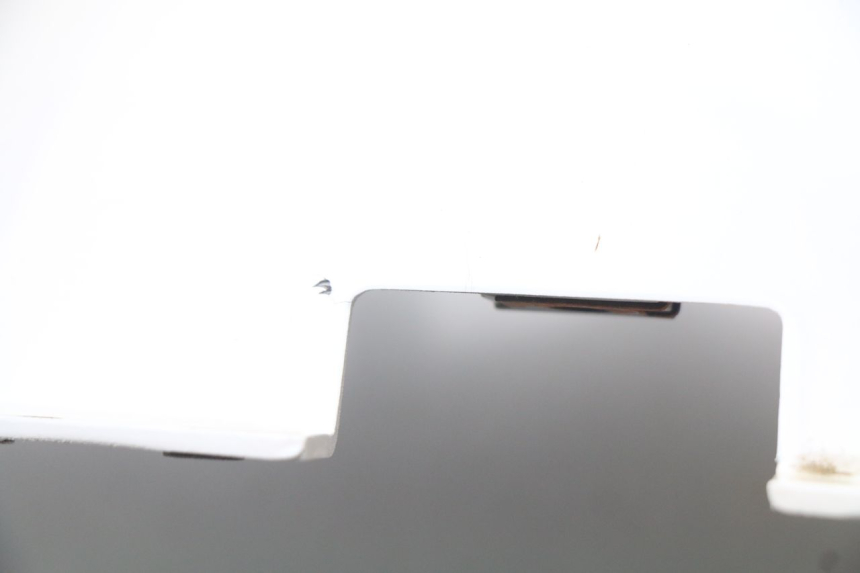 photo de PRAWY TYLNY BOK YAMAHA XMAX X-MAX 125 (2006 - 2009) - Punkty mocowania