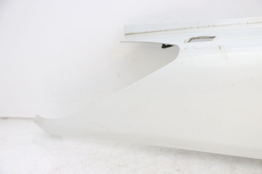 photo de PRAWY TYLNY BOK YAMAHA X-MAX XMAX 250 (2006 - 2009) - Stan powierzchni