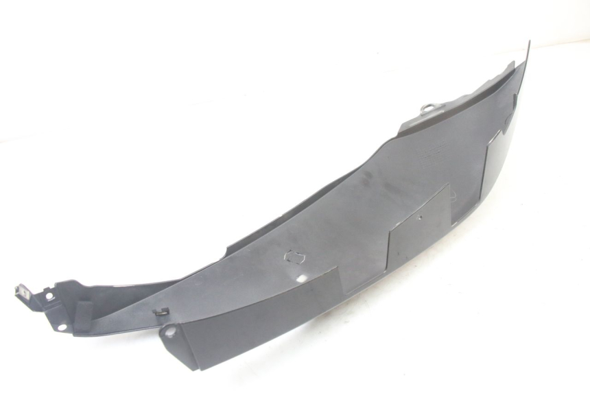 photo de PRAWY TYLNY BOK YAMAHA X-MAX XMAX 125 (2010 - 2013) - Oznaczenia i referencje