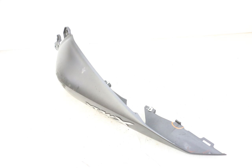 photo de PRAWY TYLNY BOK YAMAHA XMAX X-MAX 125 (2021 - 2025) - Inny kąt widzenia