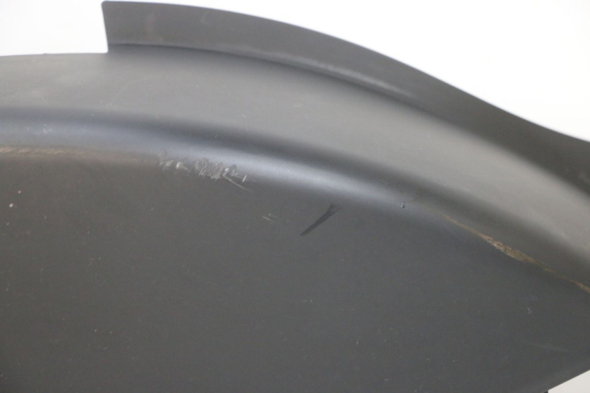 photo de PRAWY TYLNY BOK YAMAHA XMAX X-MAX 125 (2006 - 2009) - Oznaczenia i referencje