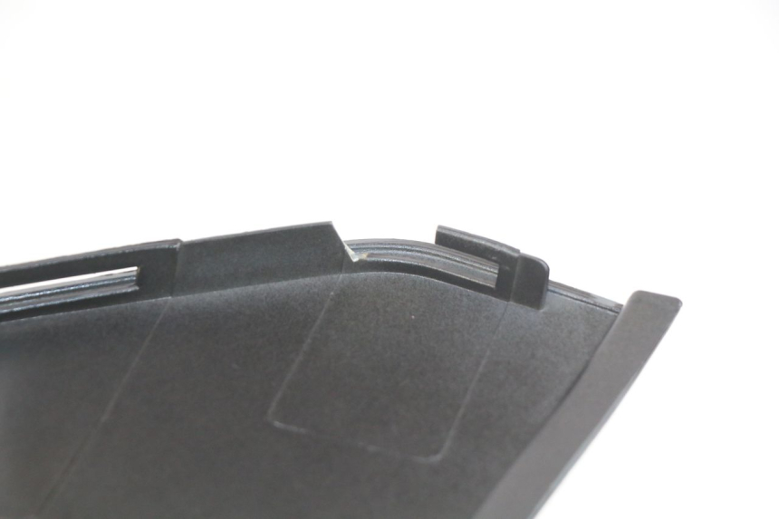 photo de PRAWY TYLNY BOK SYM X-PRO 4T 50 (2014 - 2021) - Zoom stanu zużycia