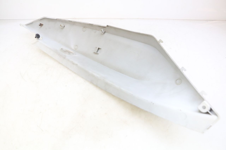 photo de PRAWY TYLNY BOK KYMCO X-TOWN XTOWN 125 (2016 - 2021) - Inny kąt widzenia