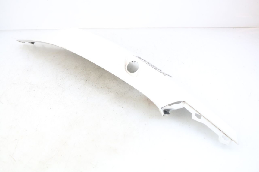 photo de PRAWY TYLNY BOK KYMCO X-TOWN XTOWN 125 (2016 - 2021) - Punkty mocowania