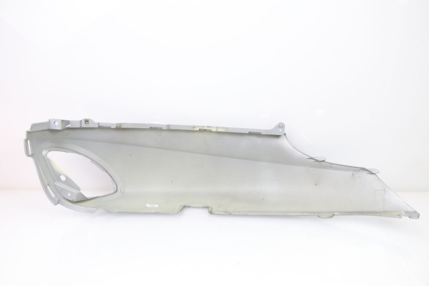 photo de PRAWY TYLNY BOK PIAGGIO X9 EVOLUTION 250 (2003 - 2007) - Zoom stanu zużycia