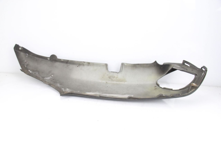 photo de PRAWY TYLNY BOK PIAGGIO X9 EVOLUTION 125 (2003 - 2007) - Zbliżenie techniczne