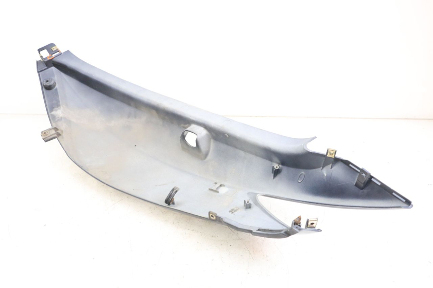 photo de PRAWY TYLNY BOK KYMCO XCITING 250 (2006 - 2009) - Inny kąt widzenia