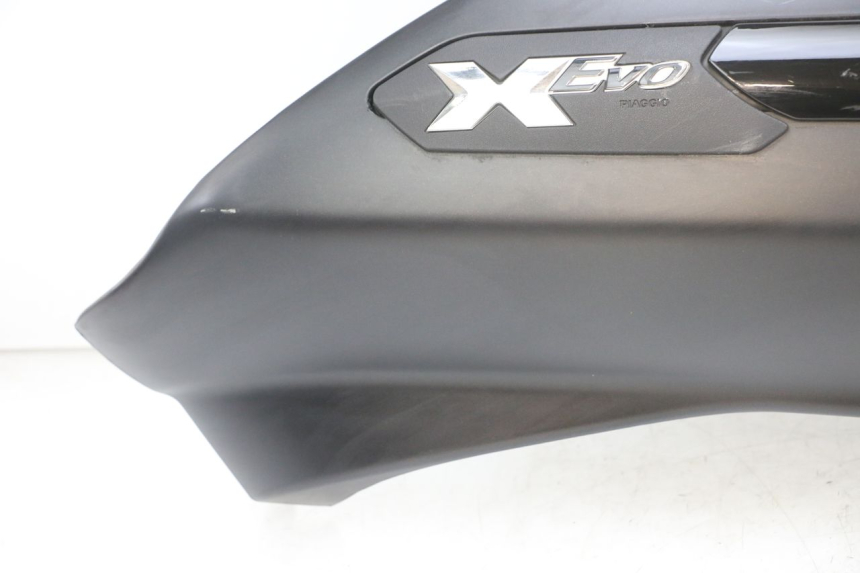photo de PRAWY TYLNY BOK PIAGGIO XEVO - X EVO 125 (2007 - 2017) - Zbliżenie komponentów