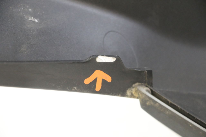 photo de PRAWY TYLNY BOK PIAGGIO XEVO - X EVO 125 (2007 - 2017) - Inny kąt widzenia