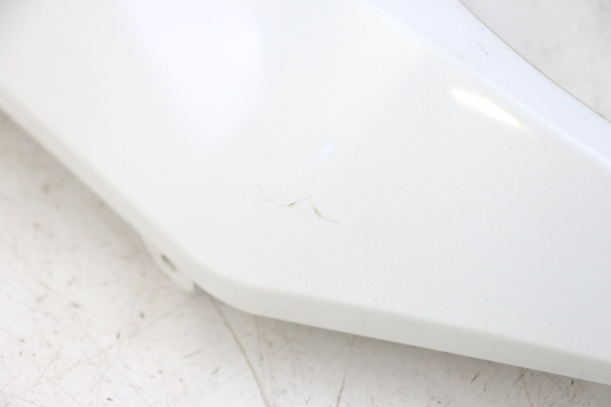 photo de PRAWY TYLNY BOK YAMAHA XJ6 ABS 600 (2008 - 2016) - Szczegóły charakterystyczne