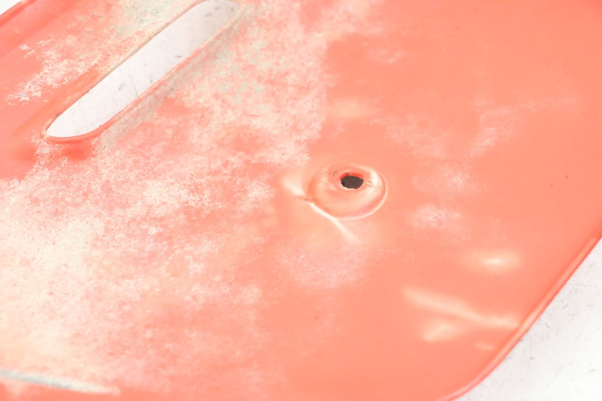 photo de PRAWY TYLNY BOK PEUGEOT XP6 50 (1997 - 2003) - Szczegół części