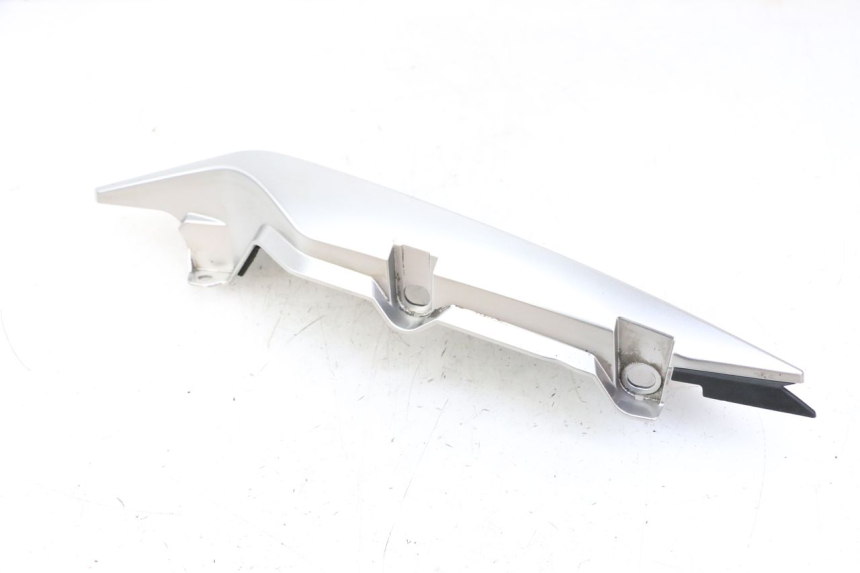 photo de PRAWY TYLNY BOK YAMAHA XJ6 600 (2008 - 2016) - Szczegół części