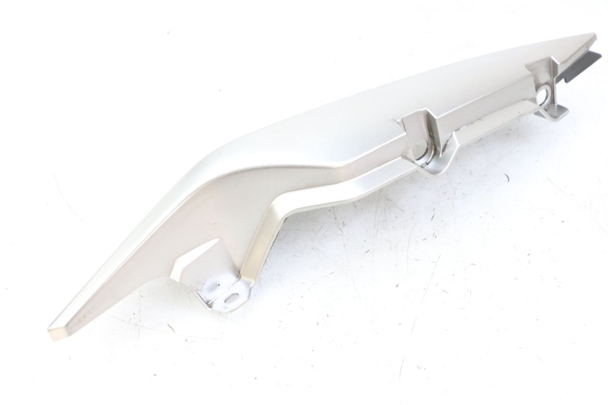 photo de PRAWY TYLNY BOK YAMAHA XJ6 600 (2008 - 2016) - Stan powierzchni